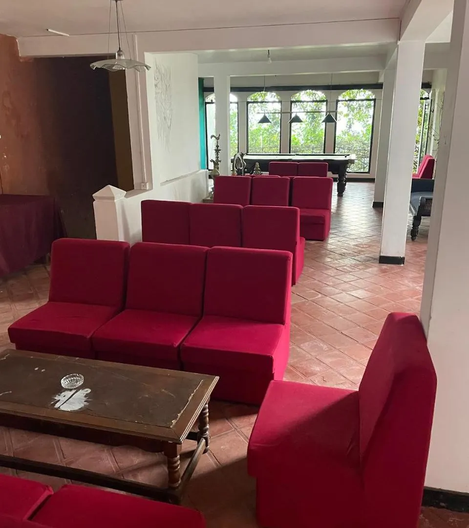 Kandy Gem Inn Blue Hotel 3*,  סרי לנקה