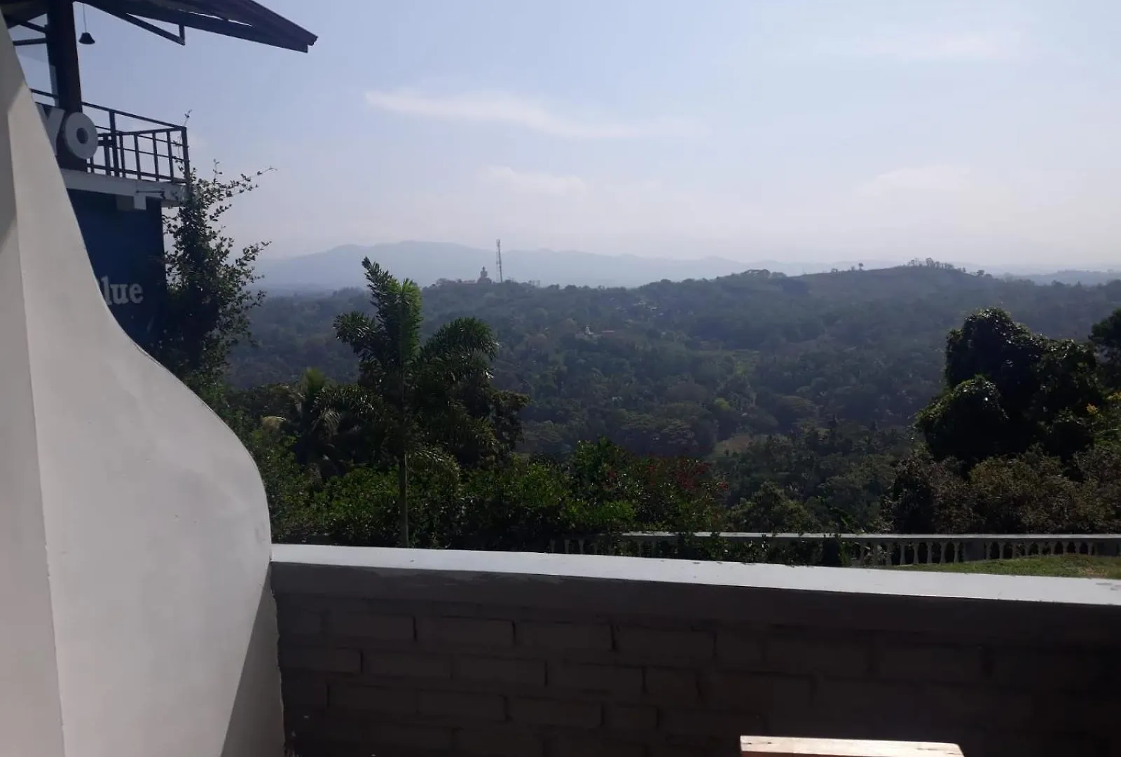 Kandy Gem Inn Blue Hotel