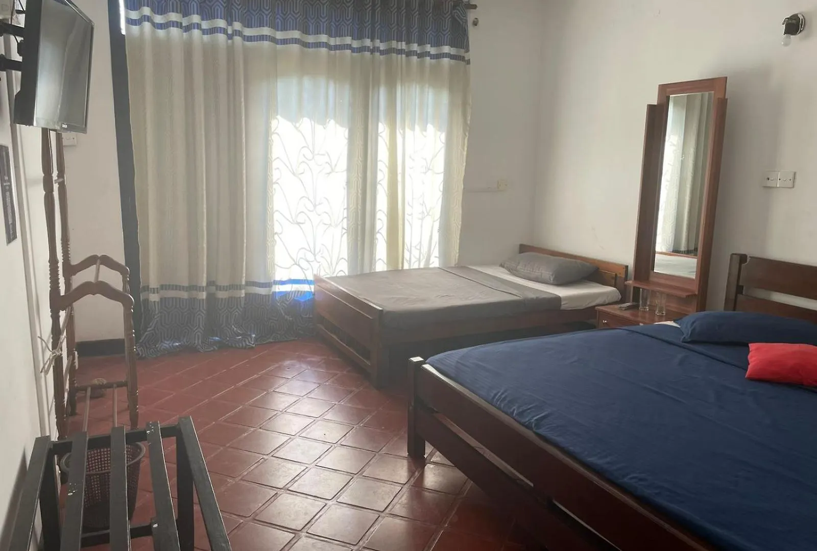 Kandy Gem Inn Blue Hotel